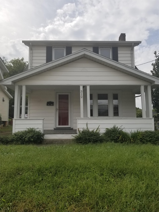 Primary Photo - 312 Montrose Dr