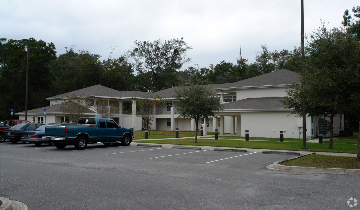 Primary Photo - The Enclaves Apartments