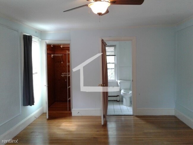 Building Photo - 8 br, 4 bath House - 127 Lake St 116 - SFH