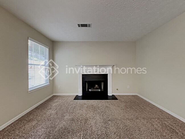 Building Photo - 1900 Skylar Leigh Dr