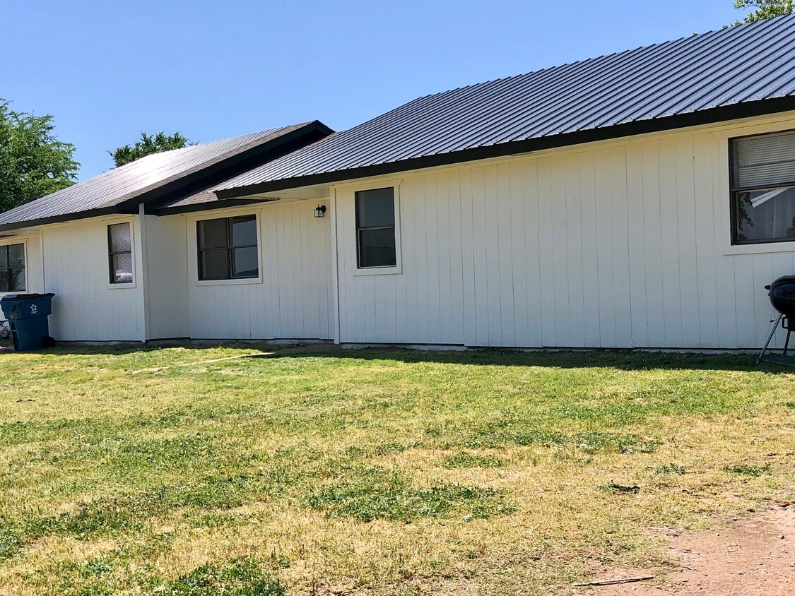 Primary Photo - East County Estates Triplex