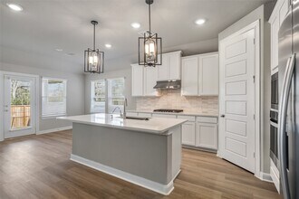 Building Photo - 17716 Ml Mnr Dr