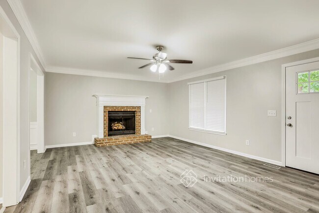 Foto del edificio - 1362 Willowbrook Dr SW
