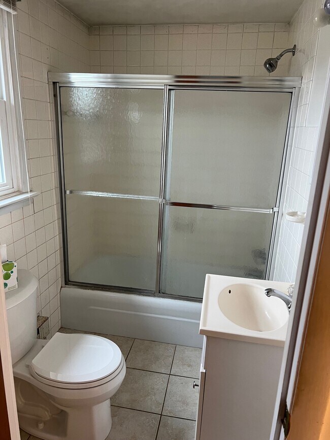 Foto del edificio - 1627 Seven Corner Rd