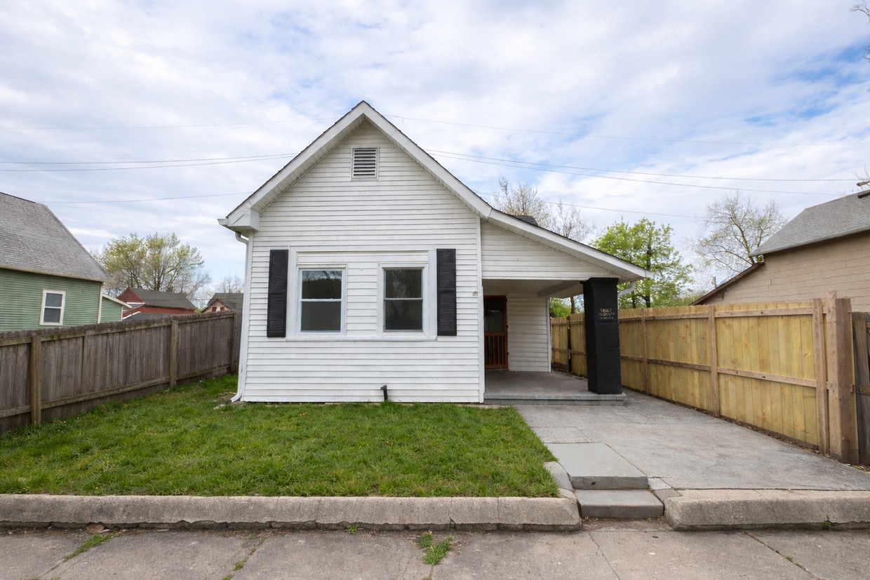 Photo - 1750 Olive St.