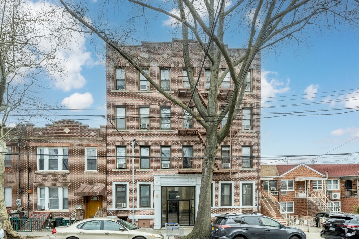 Building Photo - 1355 64th St