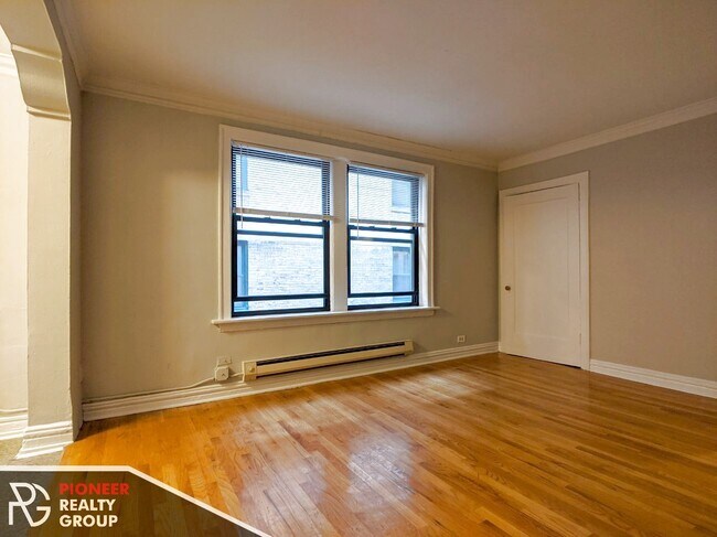 Foto del edificio - 425 W Roscoe St