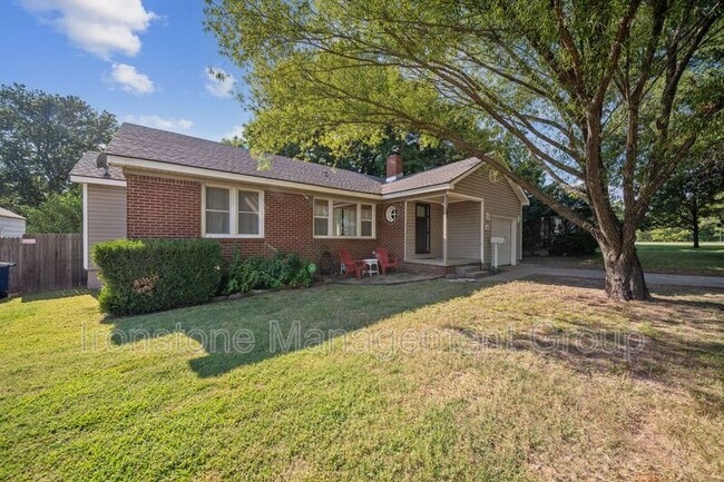 Foto del edificio - 1414 S Sandusky Ave