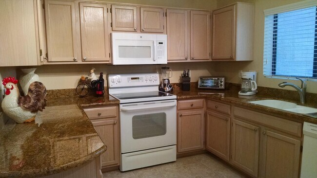 Foto del edificio - 15050 N Thompson Peak Pkwy