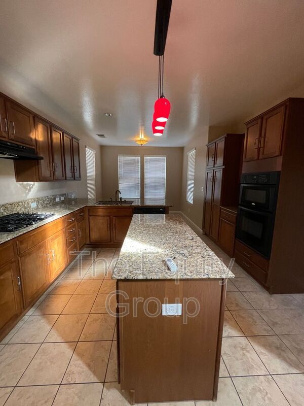 Foto del edificio - 3237 Winslow St