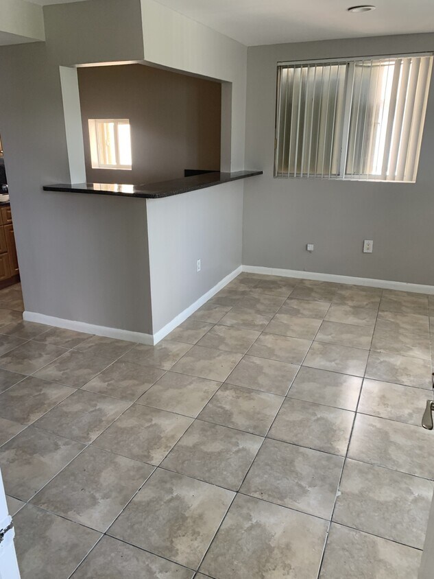 Primary Photo - 1036 SW 3rd St