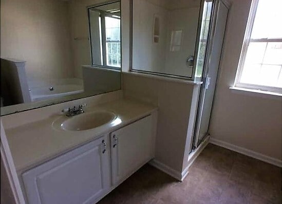 Building Photo - 3724 Capps Hill Dr