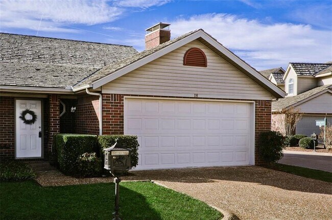 Building Photo - 18 S Prairie Dunes Dr