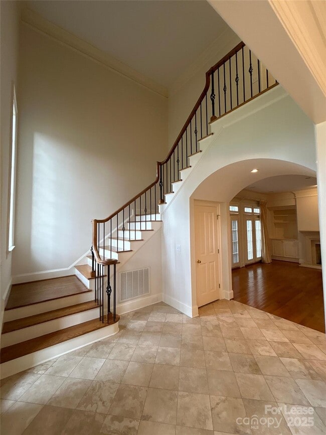 Foto del edificio - 2735 Sharon Rd