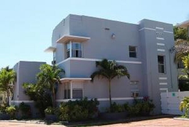 Primary Photo - 7120 Indian Creek Dr