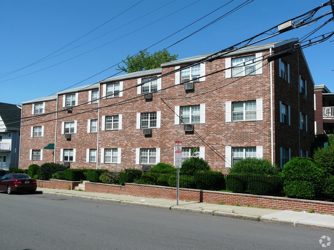 Primary Photo - 44 Cherry St