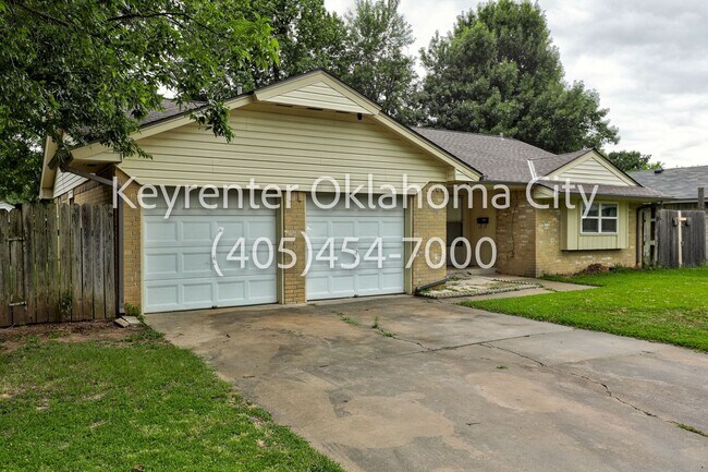 Photo - Spacious 3BD, 2BTH Home Right off 12th AVE Minutes from the highway and 5 Minutes from OU Campus!