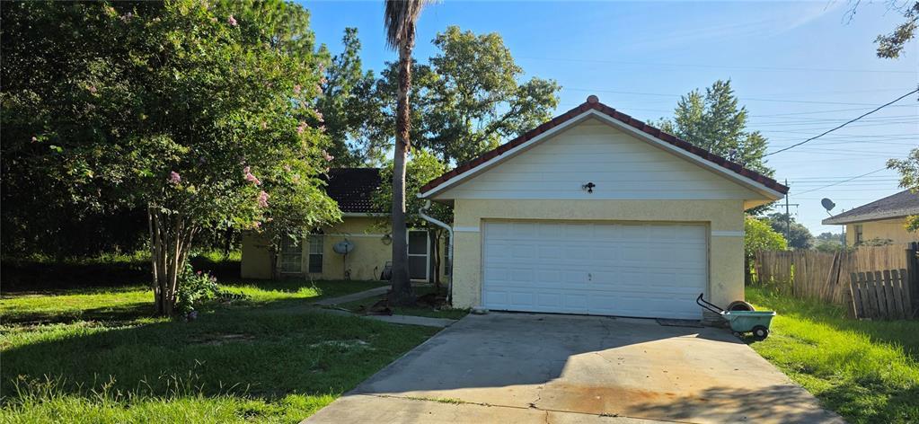 Foto principal - 5 Midway Ct