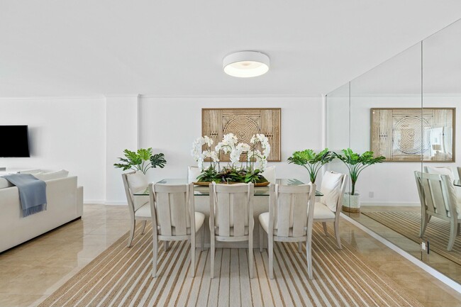 Building Photo - 400 N Flagler Dr