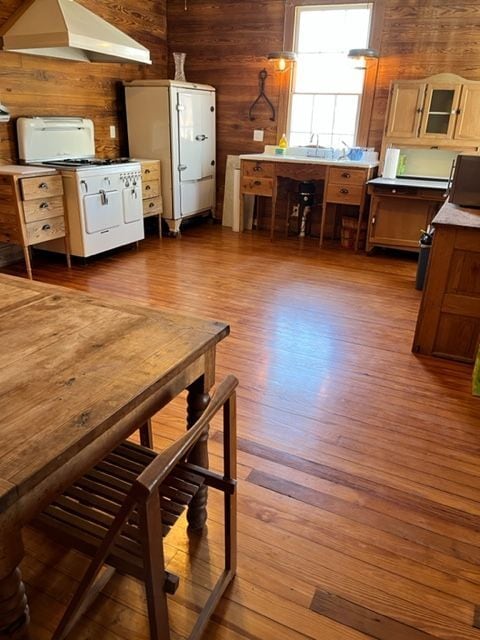 Foto del edificio - 303 E 20th Ave