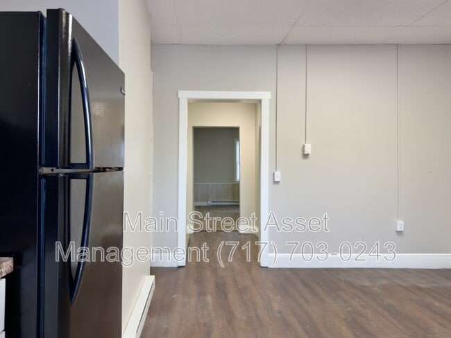 Foto del edificio - 100 S Front St