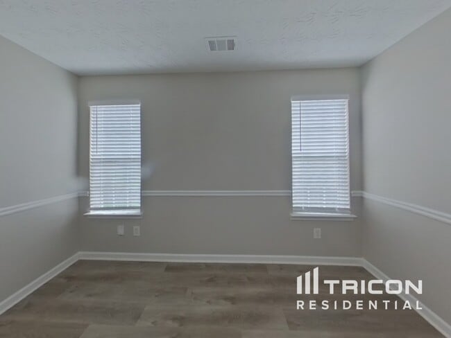 Building Photo - 30 Belmont Park Dr