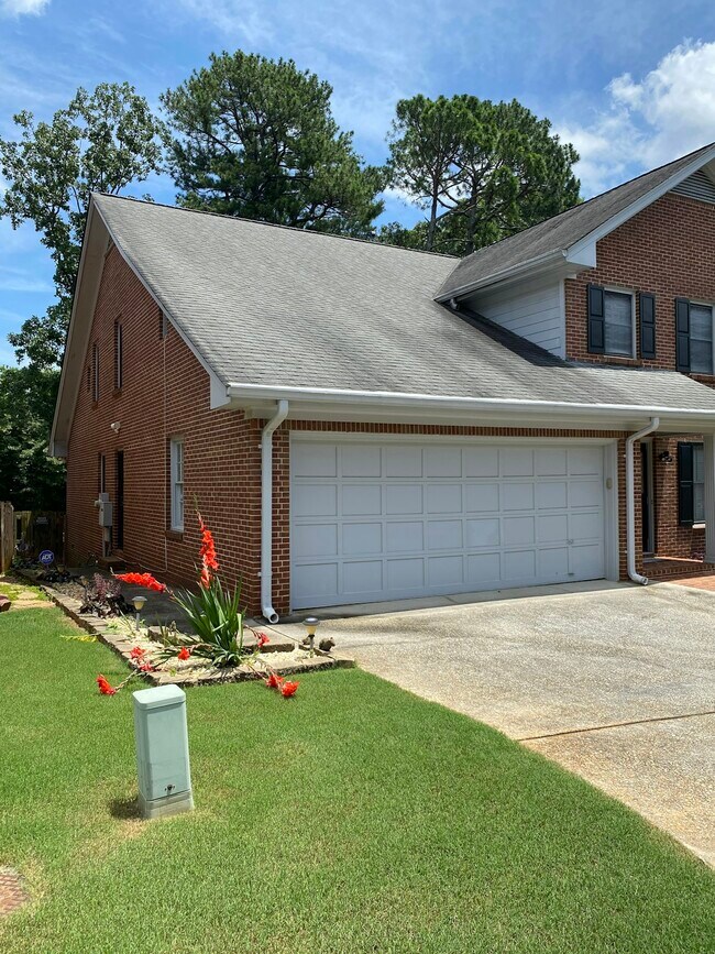 Foto del edificio - 1165 Vineyard Ct