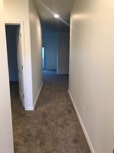 Building Photo - 1665 Pinon Dr