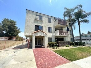Building Photo - 3500 Linden Ave