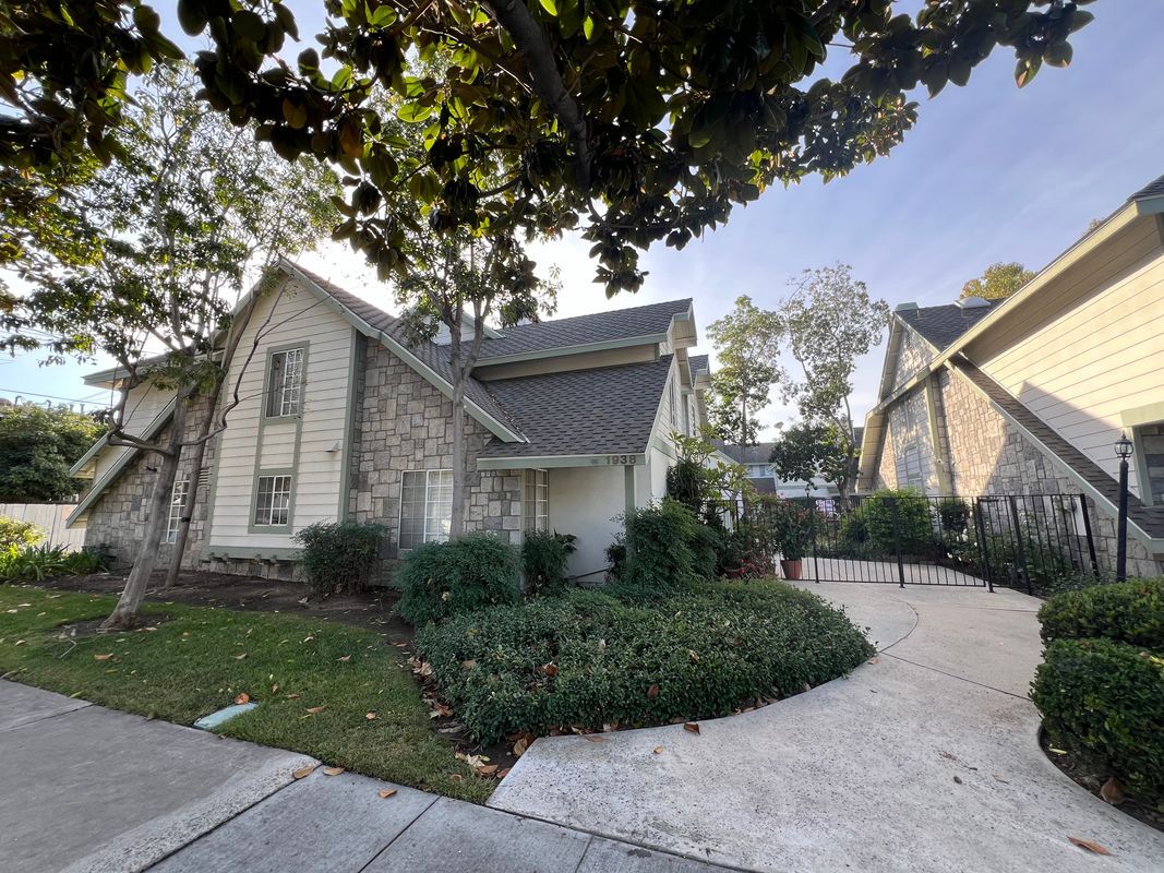 Foto principal - 1938 W Culver Ave