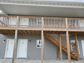 Building Photo - 241 cedar cove lane