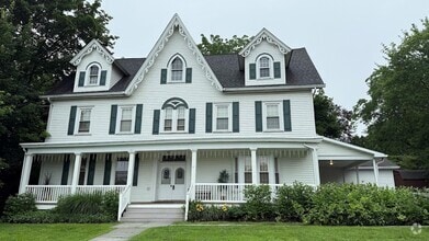 Building Photo - 11 N Liberty Dr