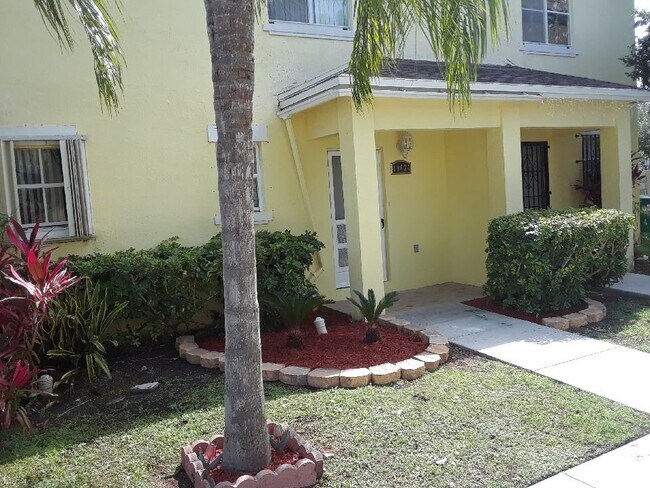 Foto del edificio - 19624 SW 103rd Ct