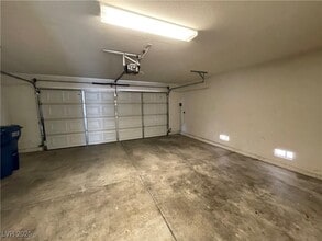 Building Photo - 8463 Antique Cameo Ave