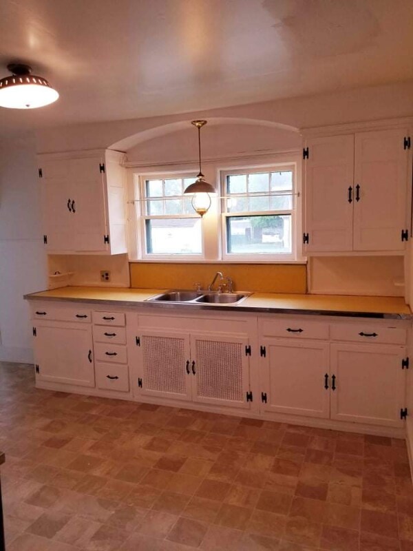 Foto principal - 1217 W 3rd St