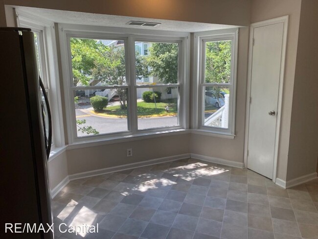 Building Photo - 2 br, 2 bath House - FRANCISCO WAY, 386