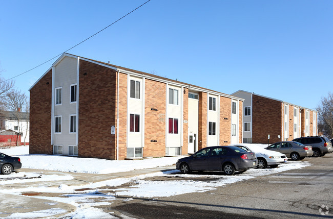 Building Photo - Hillview Apartments