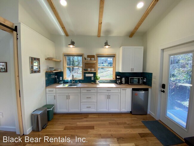 Foto del edificio - 1 br, 1 bath House - 127 Dorchester Ave