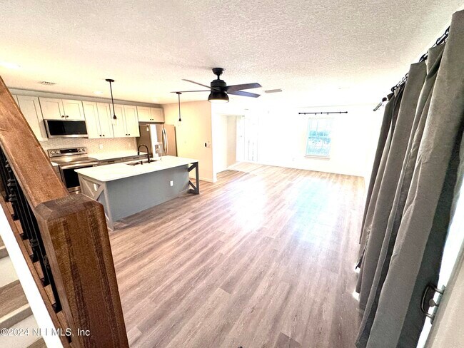 Foto del edificio - 3412 Biltmore Way