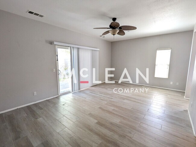Building Photo - Beautiful Three Bedroom Home