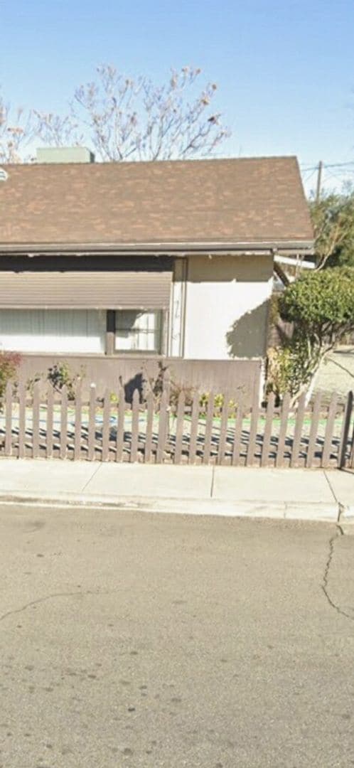 Building Photo - 289 S Sheriff Ave