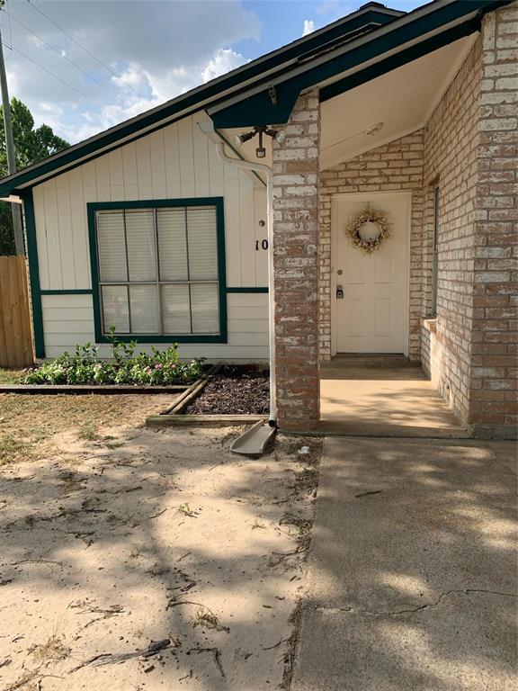 Foto principal - 1003 Misty Meadow Ct
