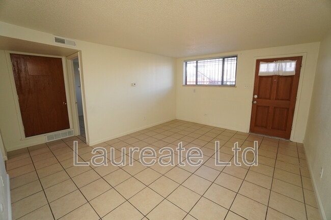 Foto del edificio - 1124 Rosemary St