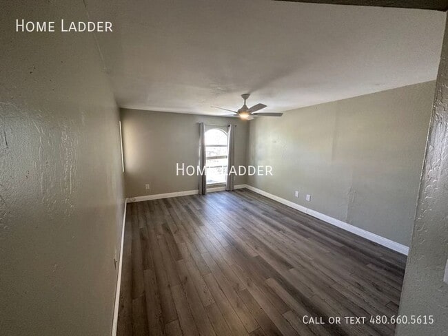 Building Photo - 2145 E Sanos Dr