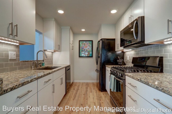Building Photo - 3 br, 2 bath House - 1053 Potlatch Circle