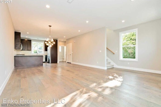 Foto del edificio - 2836 NE Killingsworth St