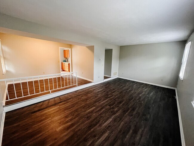 Foto del edificio - Charming 3 bed/2.5 bath townhome in Haymar...