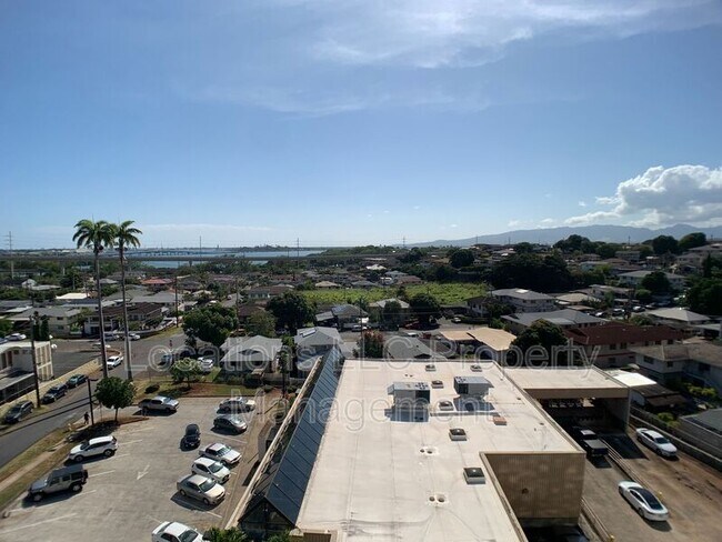 Foto del edificio - 99-60 Kauhale St