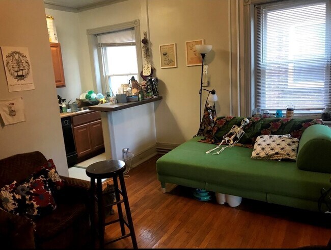Foto del edificio - 4702 Chester Ave