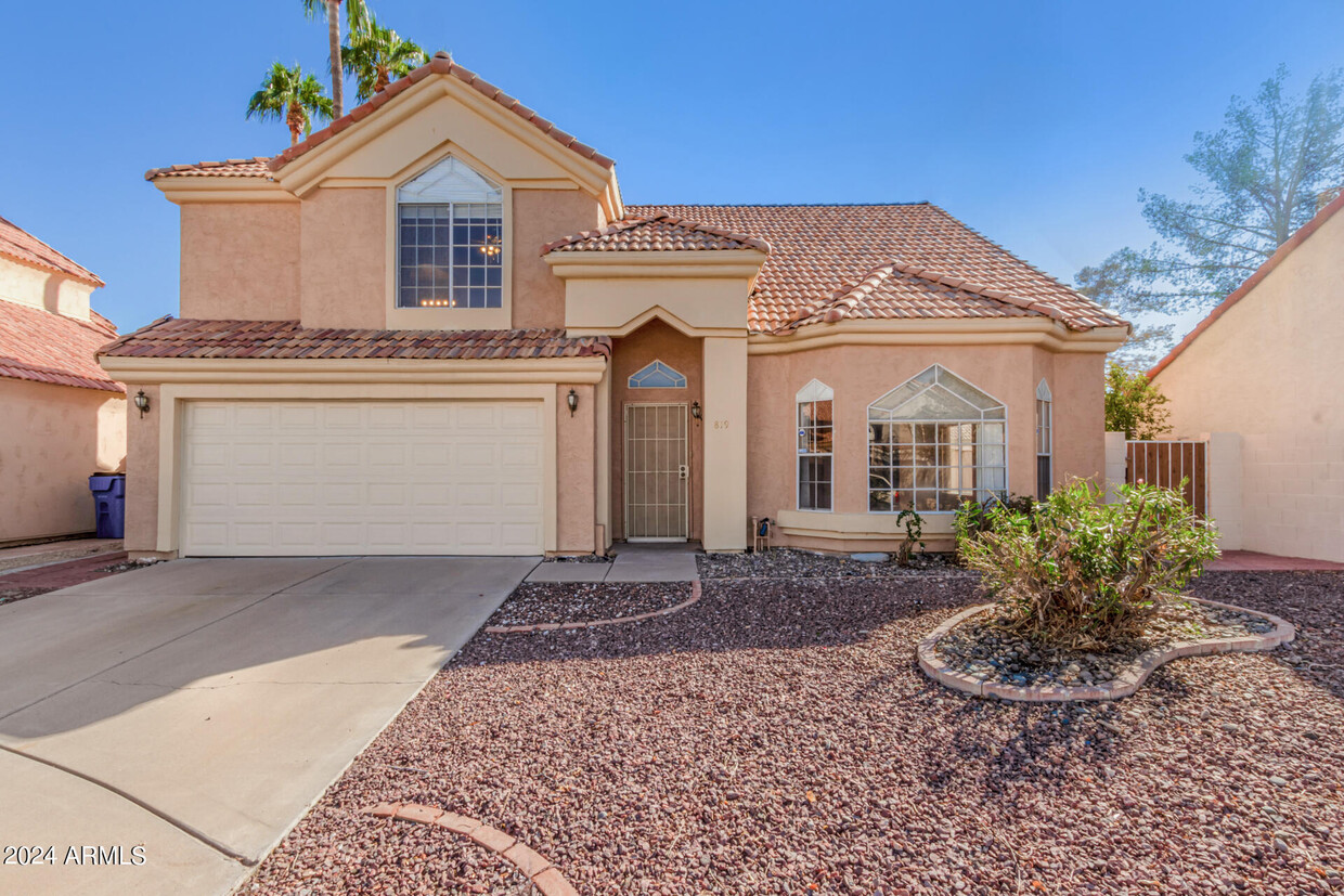 Foto principal - 819 W Kyle Ct